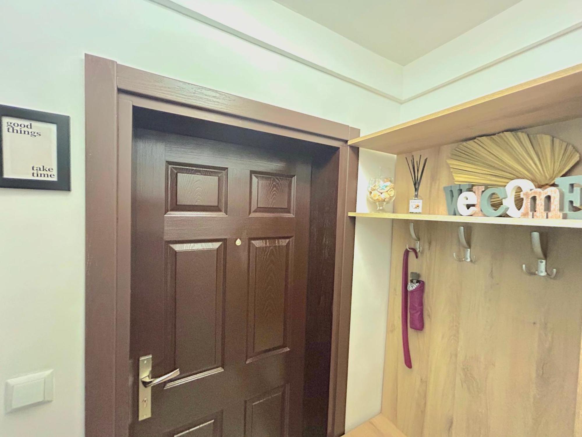Aloha Apartment Burgas Luaran gambar